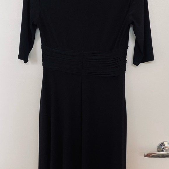 Evan Picone black ruched swing dress - Picture 8 of 8